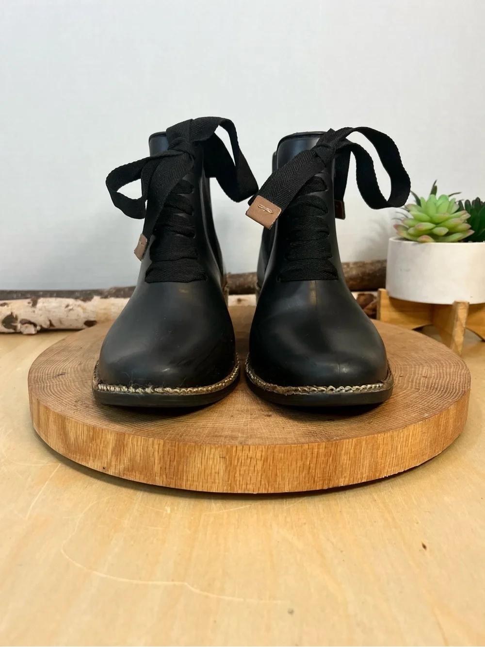 Bernardo Zina Black Chelsea-Style Lace Ankle Boots Size 6